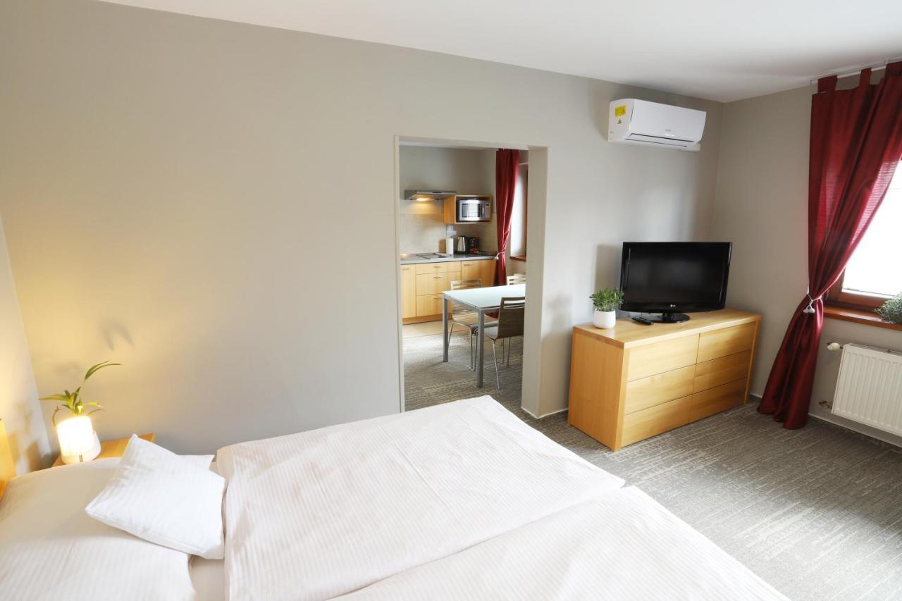 Apart Hotel Jablonec Jablonec nad Nisou Esterno foto
