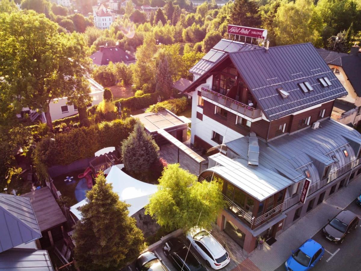 Apart Hotel Jablonec Jablonec nad Nisou Esterno foto